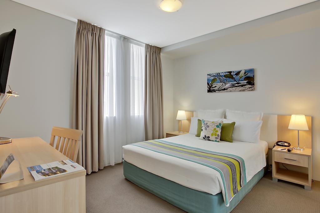 Quality Suites Pioneer Sands Wollongong Exterior foto